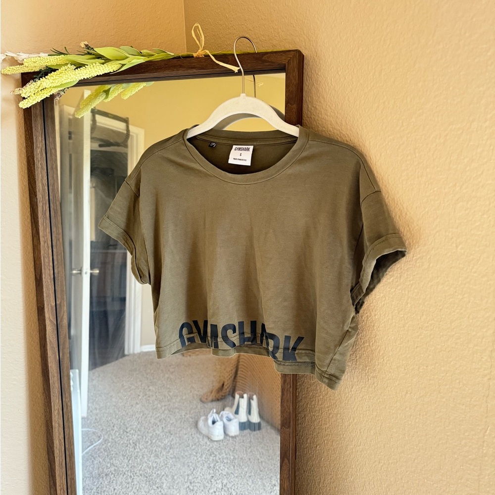 Cropped Gymshark Top